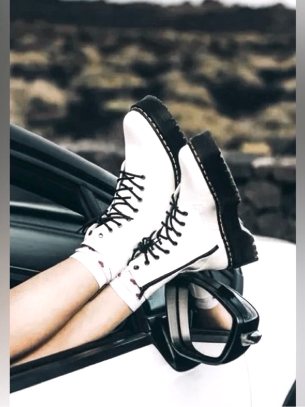 Dr. Doc Martens Jadon Platform Leather Zip Combat Boots Goth Grunge Festival